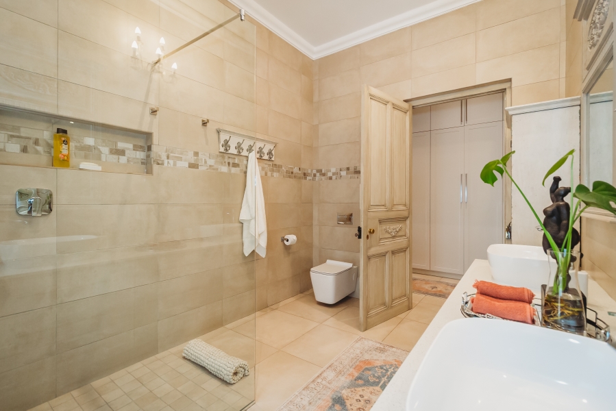 3 Bedroom Property for Sale in Kraaibosch Manor Western Cape